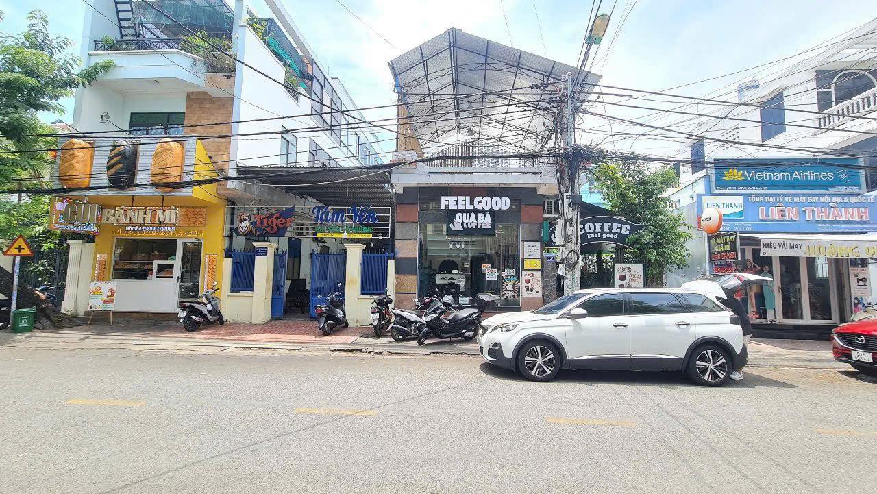 Bán nhà Mặt tiền đường Bạch Đằng, gần Tô Hiến Thành (cách 70m)