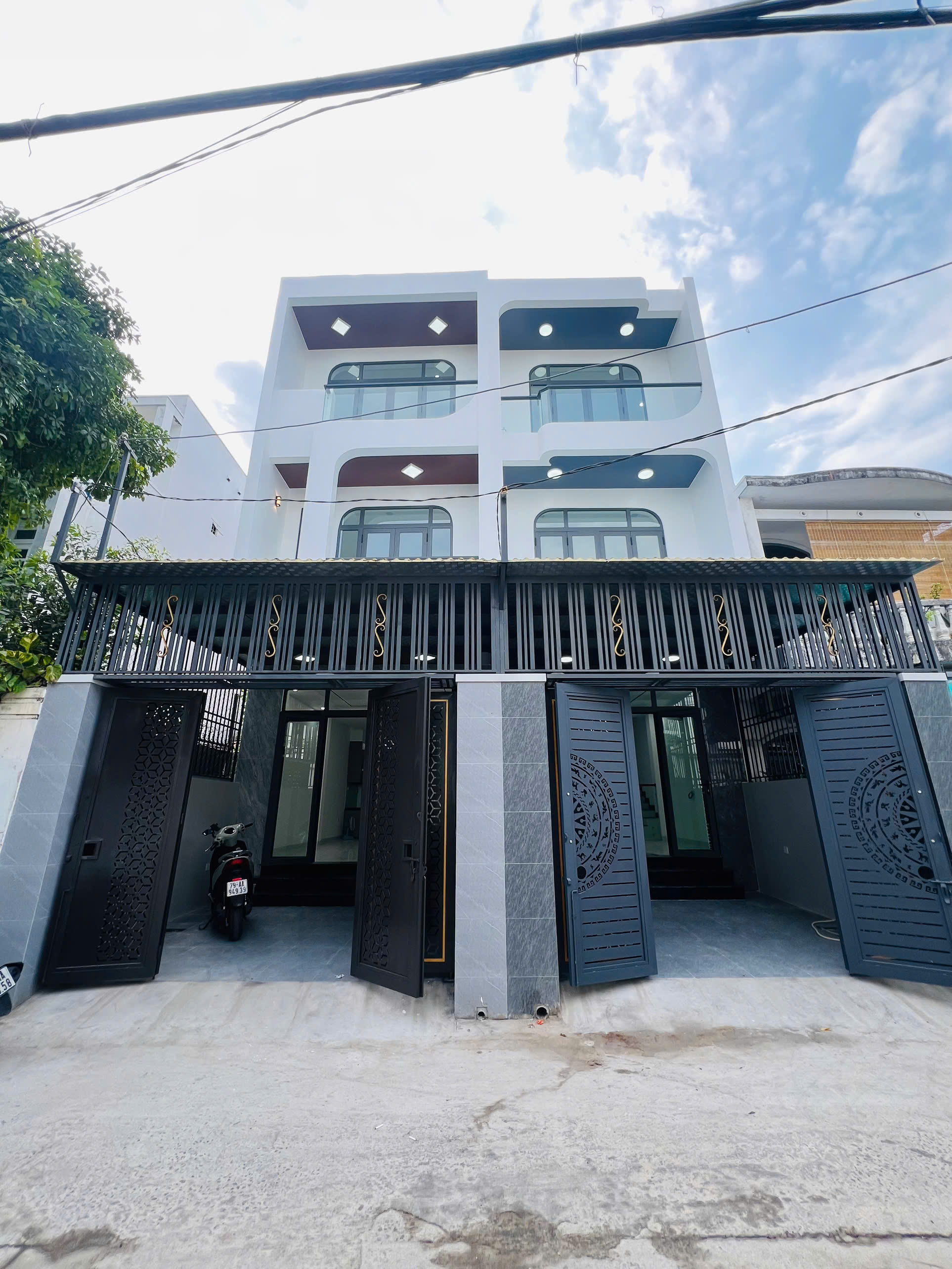 BÁN NHÀ 3 TẦNG HẺM Ô TÔ NGUYỄN BIỂU - BẮC NHA TRANG. Giá 7ty600