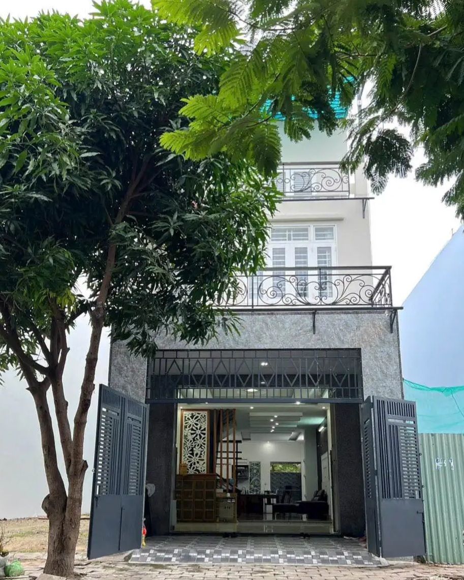 Bán nhà đẹp Khu đô thị Phước Long, Nha Trang, đã cấp sổ hồng