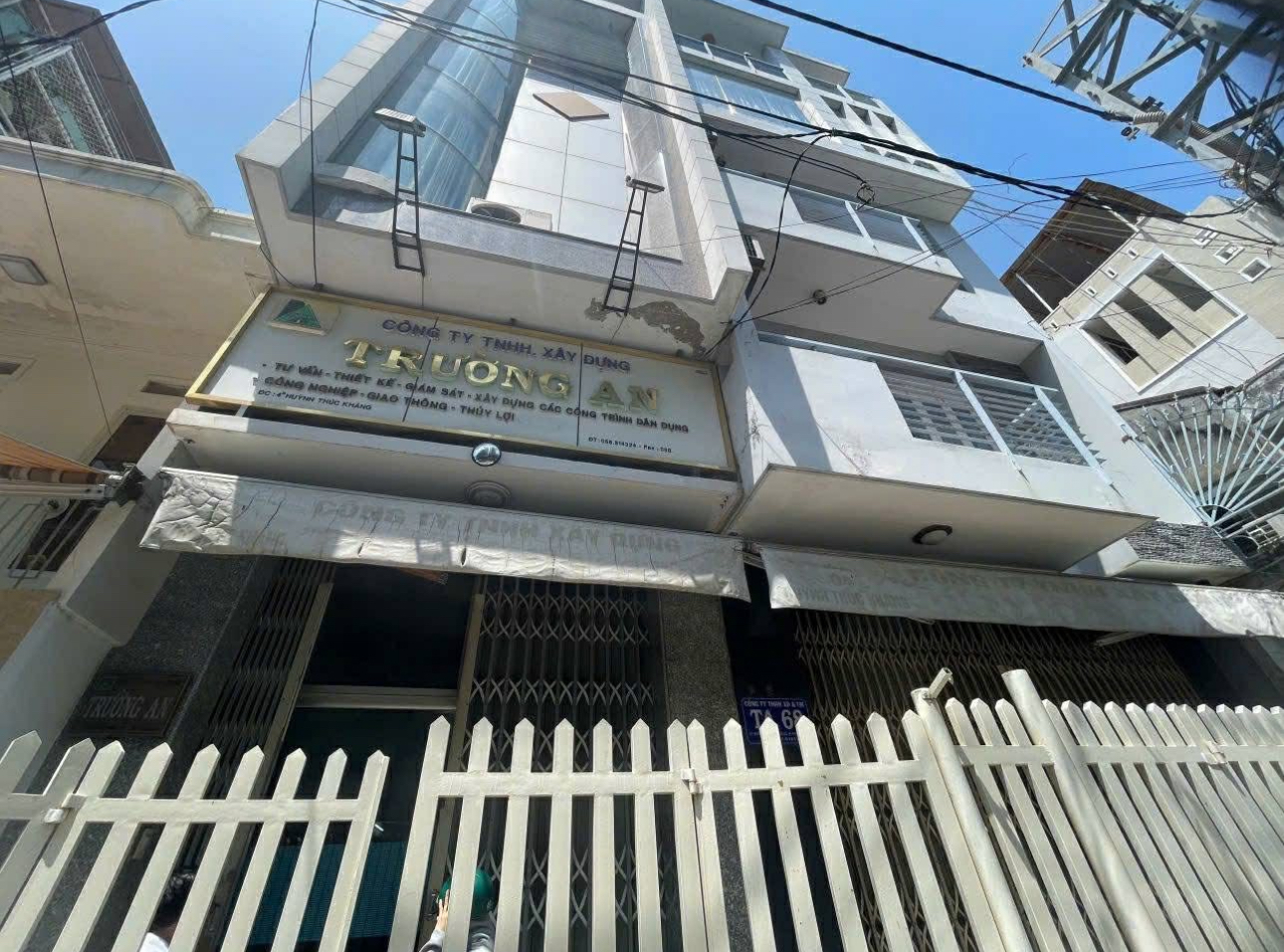 Bán nhà mặt đường Huỳnh Thúc Kháng, Nha Trang, ngang 9m giá rẻ