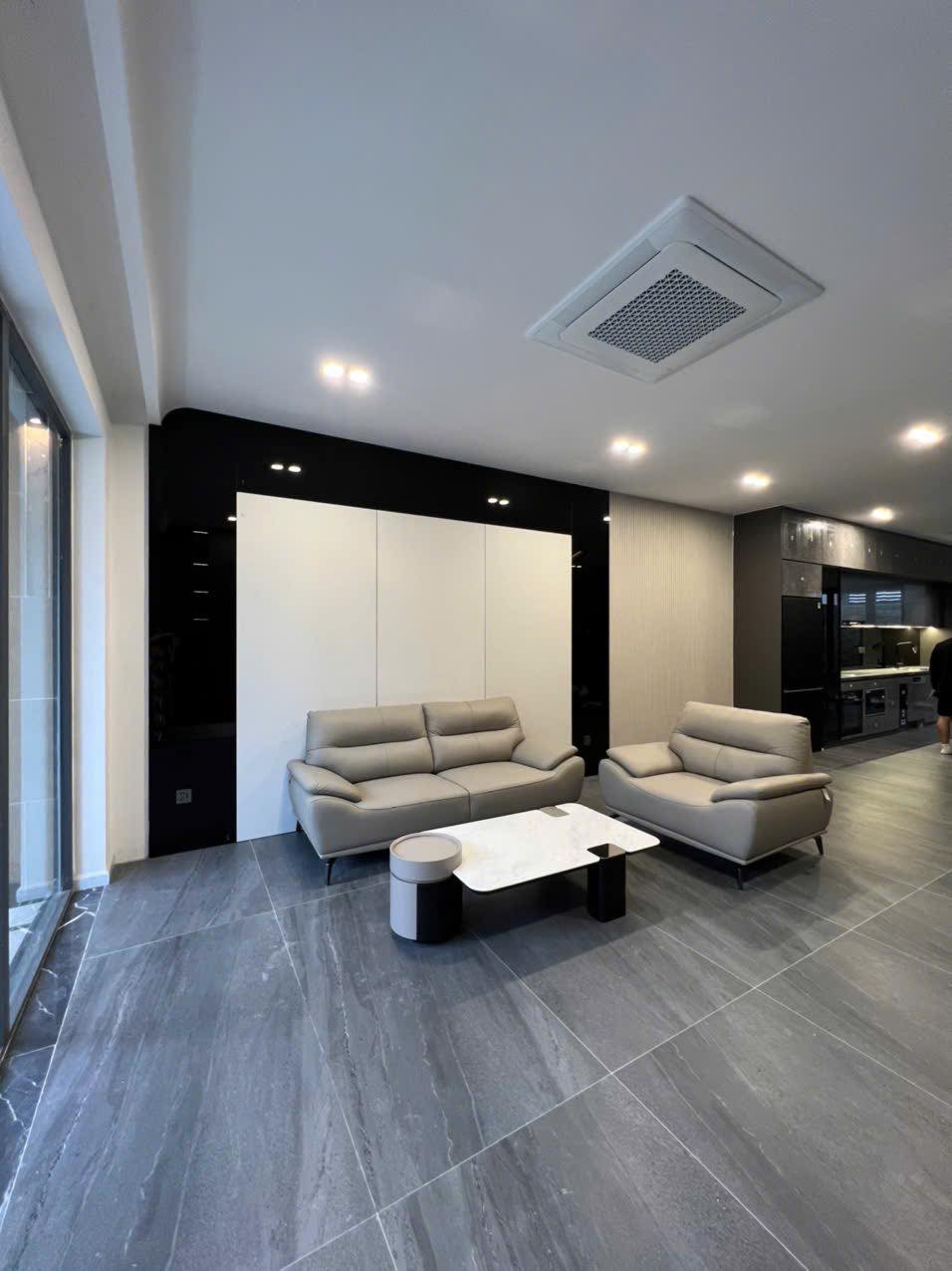 NHÀ ĐẸP XÉO HỒ BƠI - KĐT THE CAPELLA MỸ GIA 8 Đang cho thuê