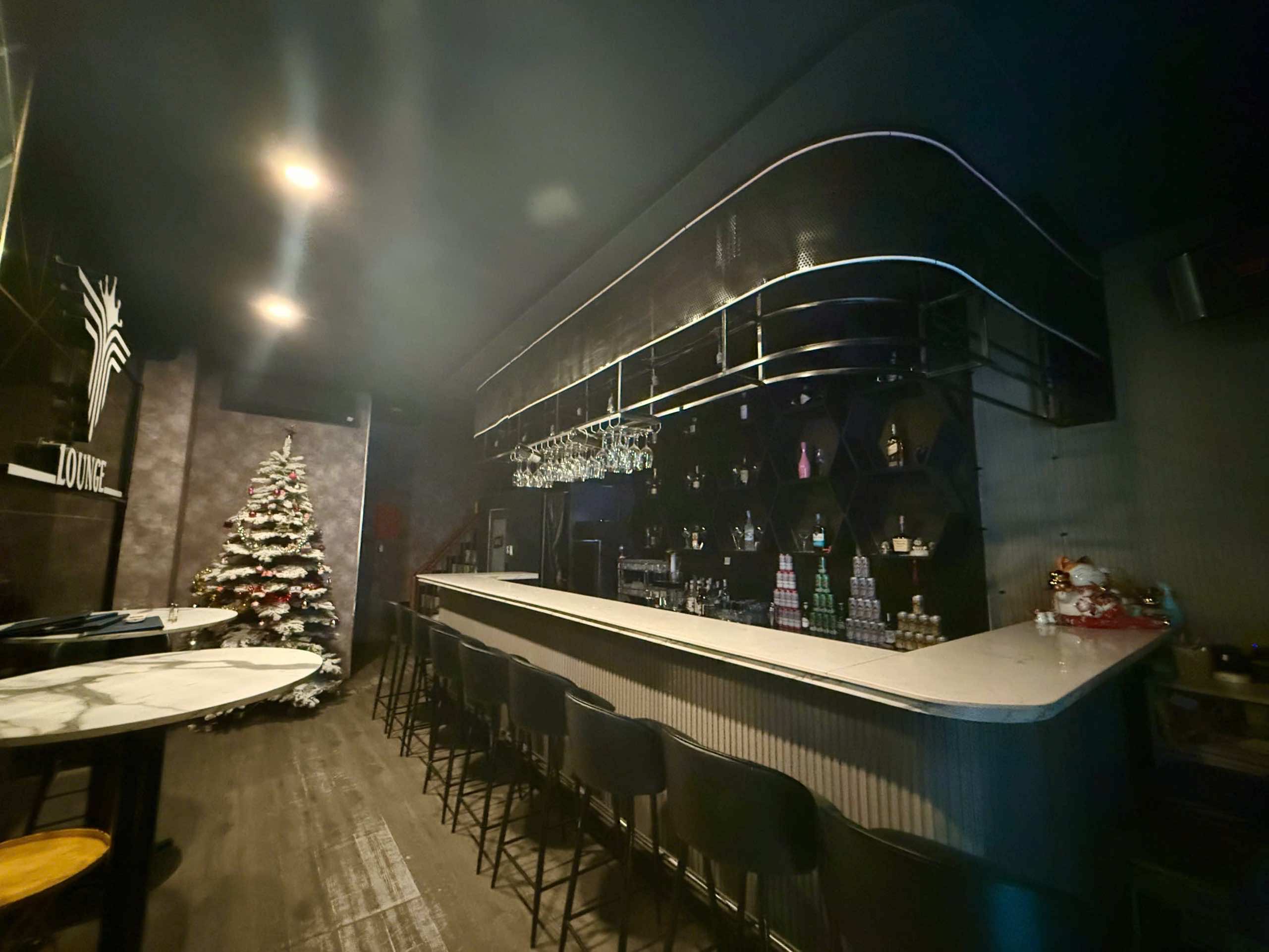 Bán nhà đường Nguyễn Thiện Thuật, cách Biển 300m