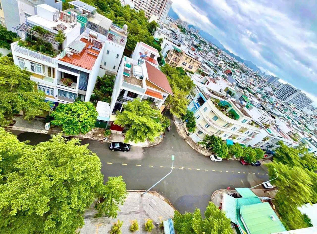 Nhà 3 Tầng 2 Mặt Tiền Đường 16m KĐT Phước Long A - 10.2 Tỷ