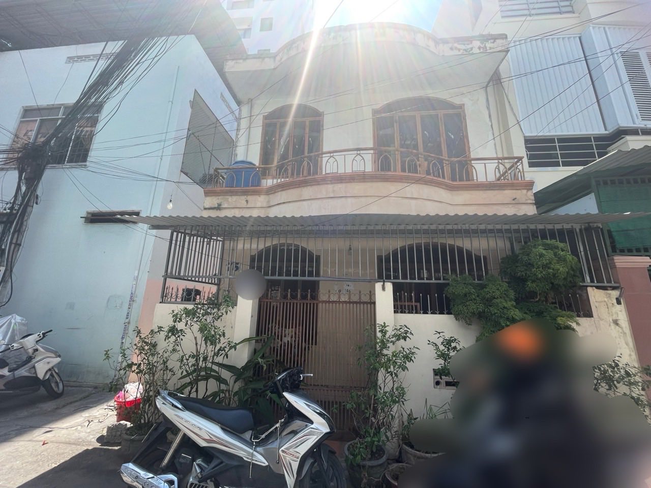 Bán đất tặng nhà cấp 4 hẻm Đường Nguyễn Thị Minh Khai, Nha Trang