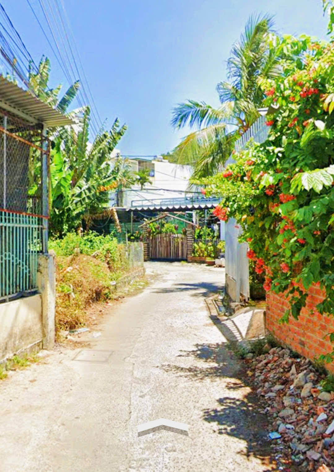 Nhà Nguyễn Khuyến sát trường tiểu học Vĩnh Hải ( sau qh là 2 mặt tiền trước sau ). Dt 136m2. Giá 4.5ty