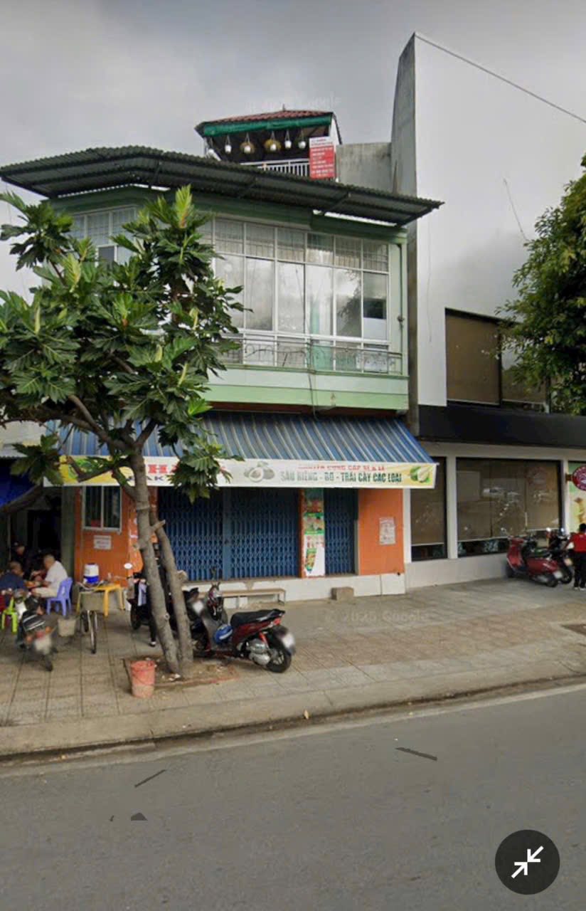 Bán căn nhà góc 2 mặt tiền đường Trần Phú, Nha Trang, gần Cầu Trần Phú