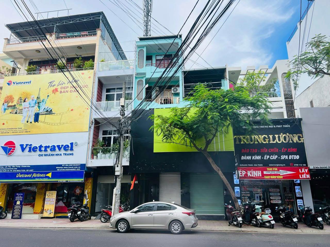 Bán căn nhà mặt tiền trung tâm đường Quang Trung - Nha Trang