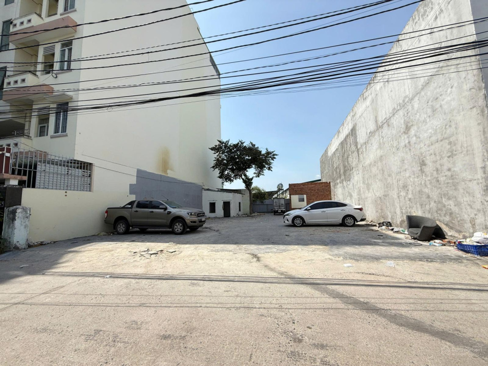 Bán lô đất hẻm Tuệ Tĩnh siêu đẹp cách mặt tiền Nguyễn Thiện Thuật 1 căn, ngang 14,5m.