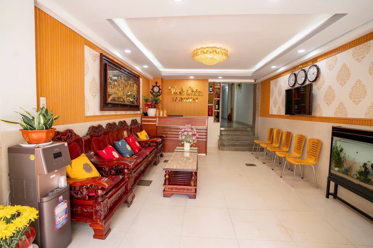 Bán toà nhà căn hộ mặt tiền đường Mê Linh, Nha Trang