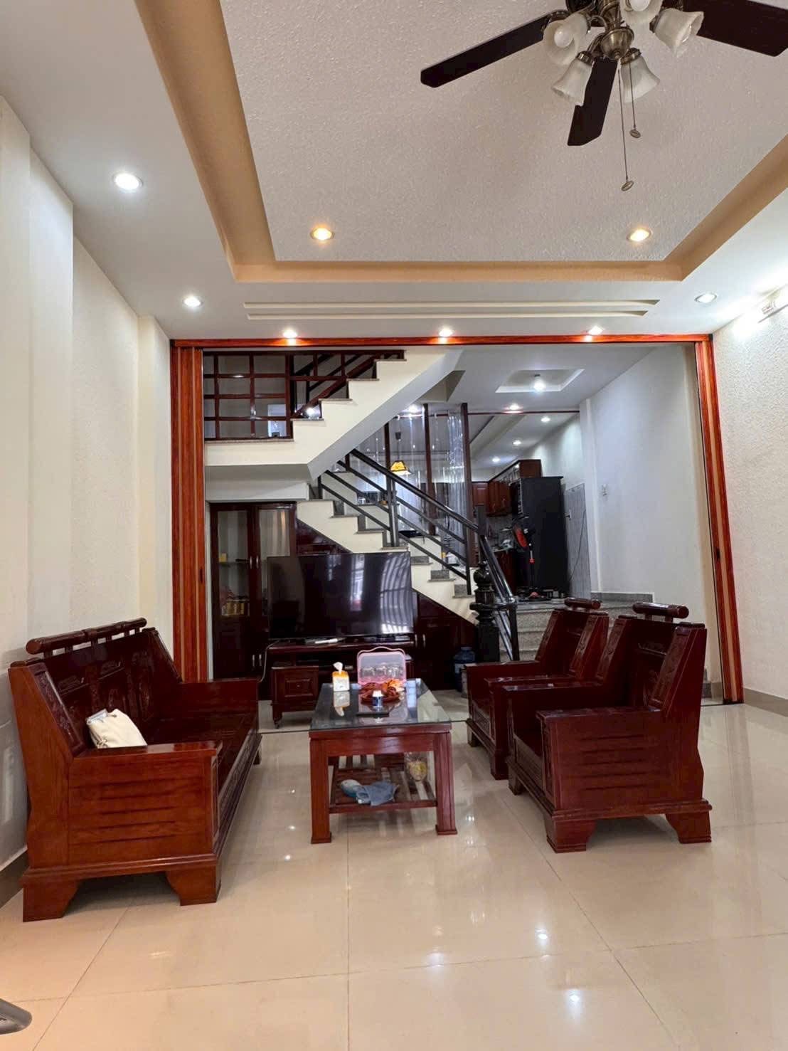 Bán nhà khu đô thị Phước Long A, có sổ hồng hoàn công