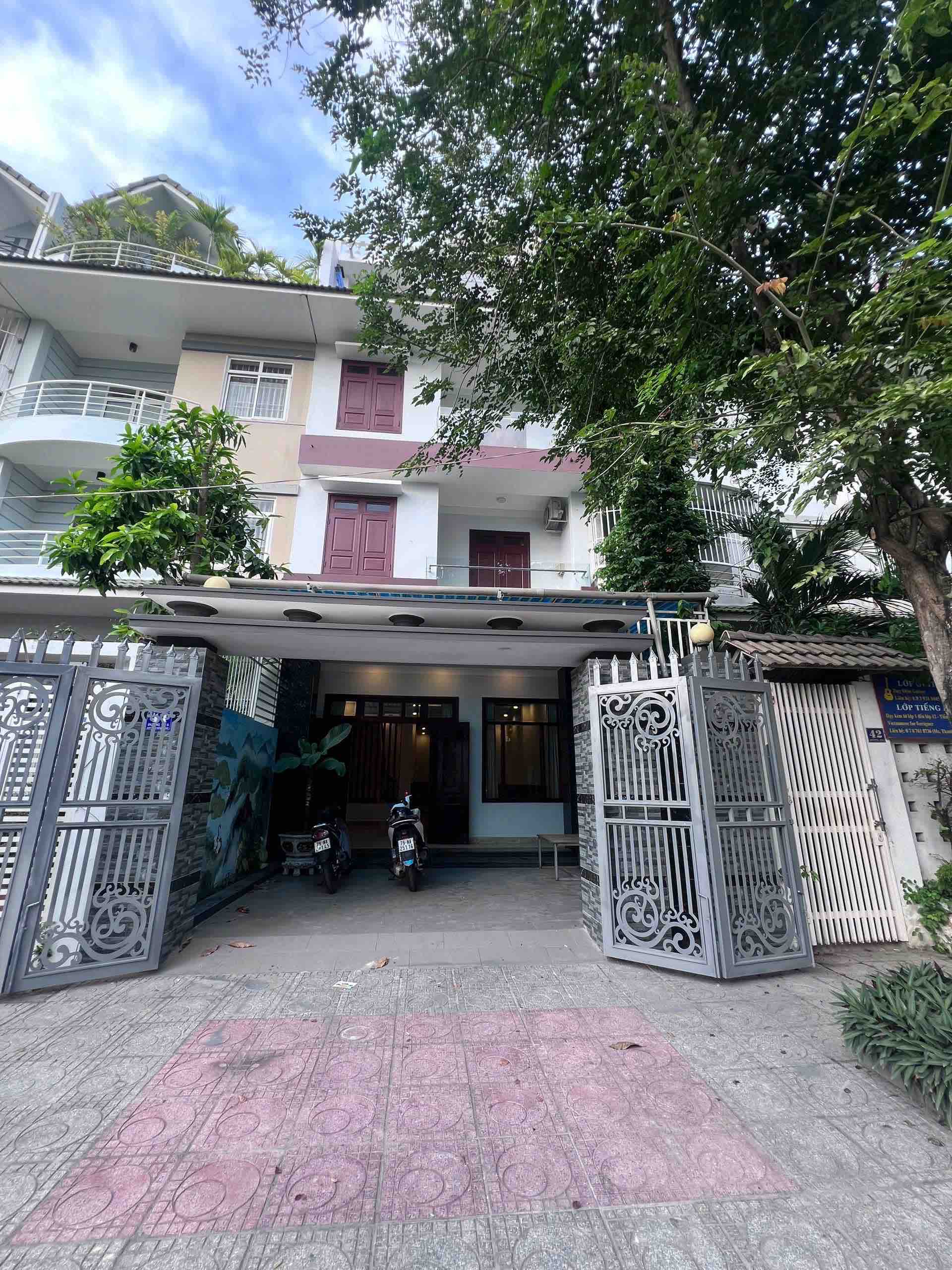 Bán nhà 4 tầng đường 19/5 KĐT Vĩnh Điềm Trung, cạnh Trường học, Siêu thị Go