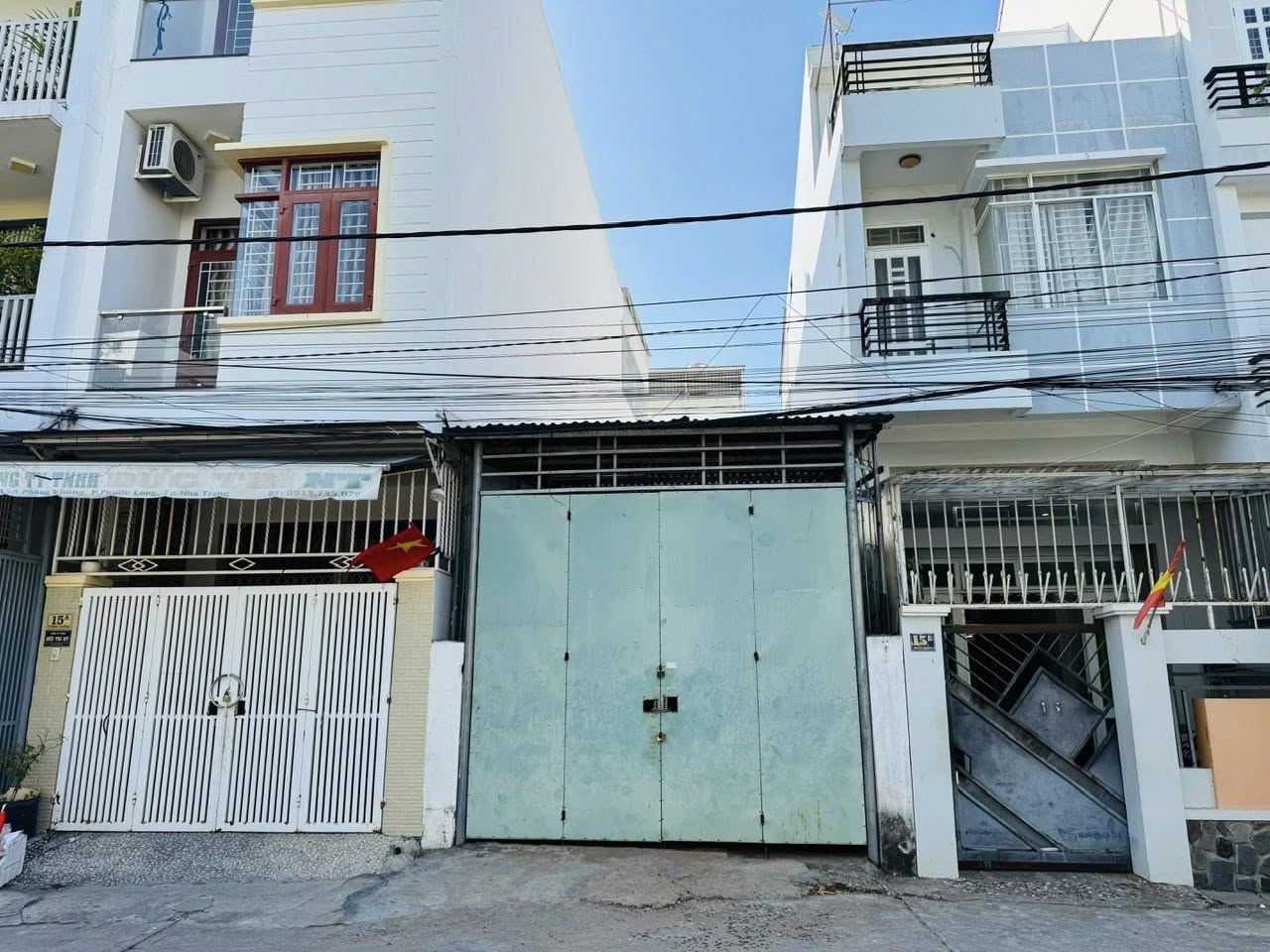 Bán lô đất mặt tiền đường Phòng Không - Phước Long, Nha Trang