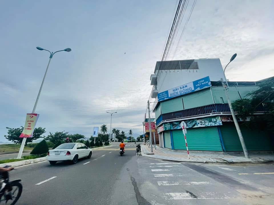 Bán Lô Góc Hòn đỏ- Phạm Văn Đồng, Nha Trang- View Biển