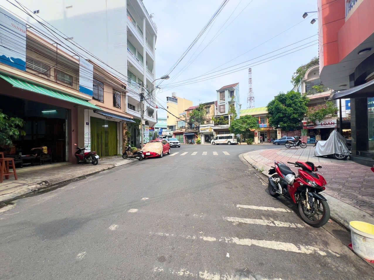 Bán nhà đẹp mặt tiền đường Trần Nguyên Hãn, Nha Trang