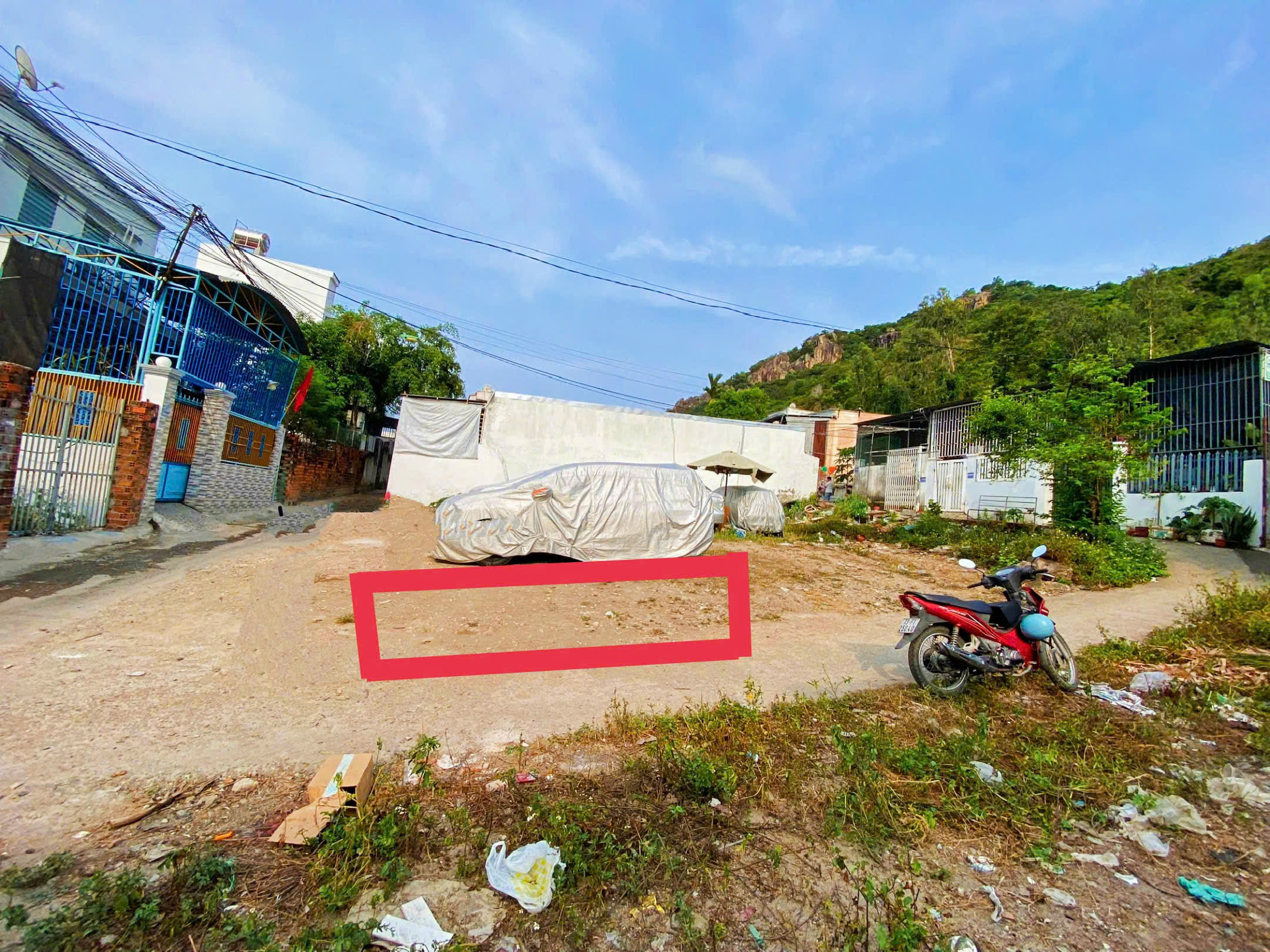 Lô góc 2 mặt tiền Nguyễn Khuyến, hẻm ô tô bốn bánh ( cao ráo k lụt lội ) • Hợp mua để dành. Dt 41m2. Giá 1.250ty