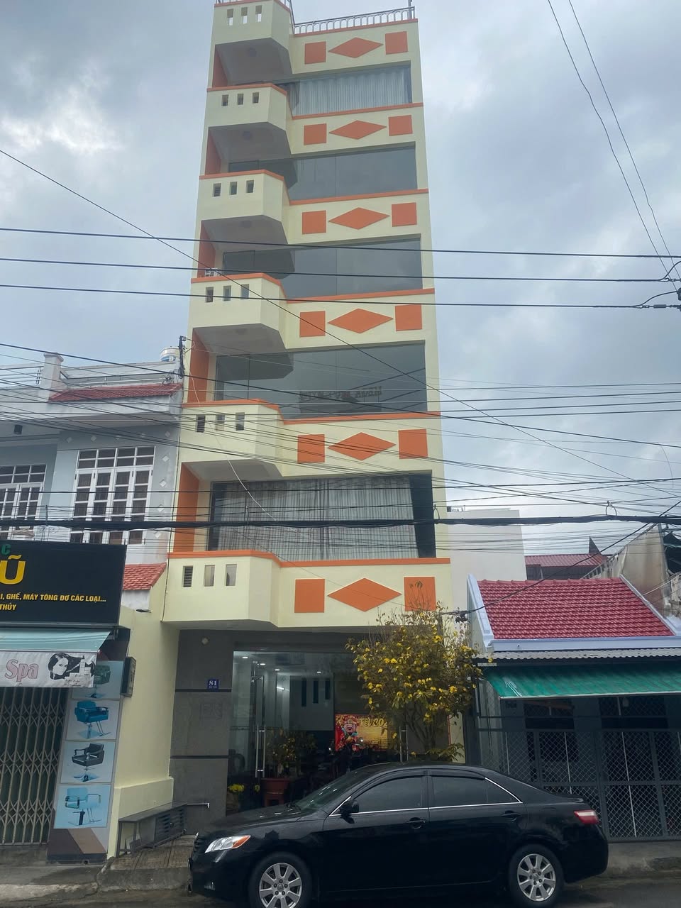 Bán nhà 7 tầng mặt đường Bắc Sơn, Nha Trang, cách Biển 200m