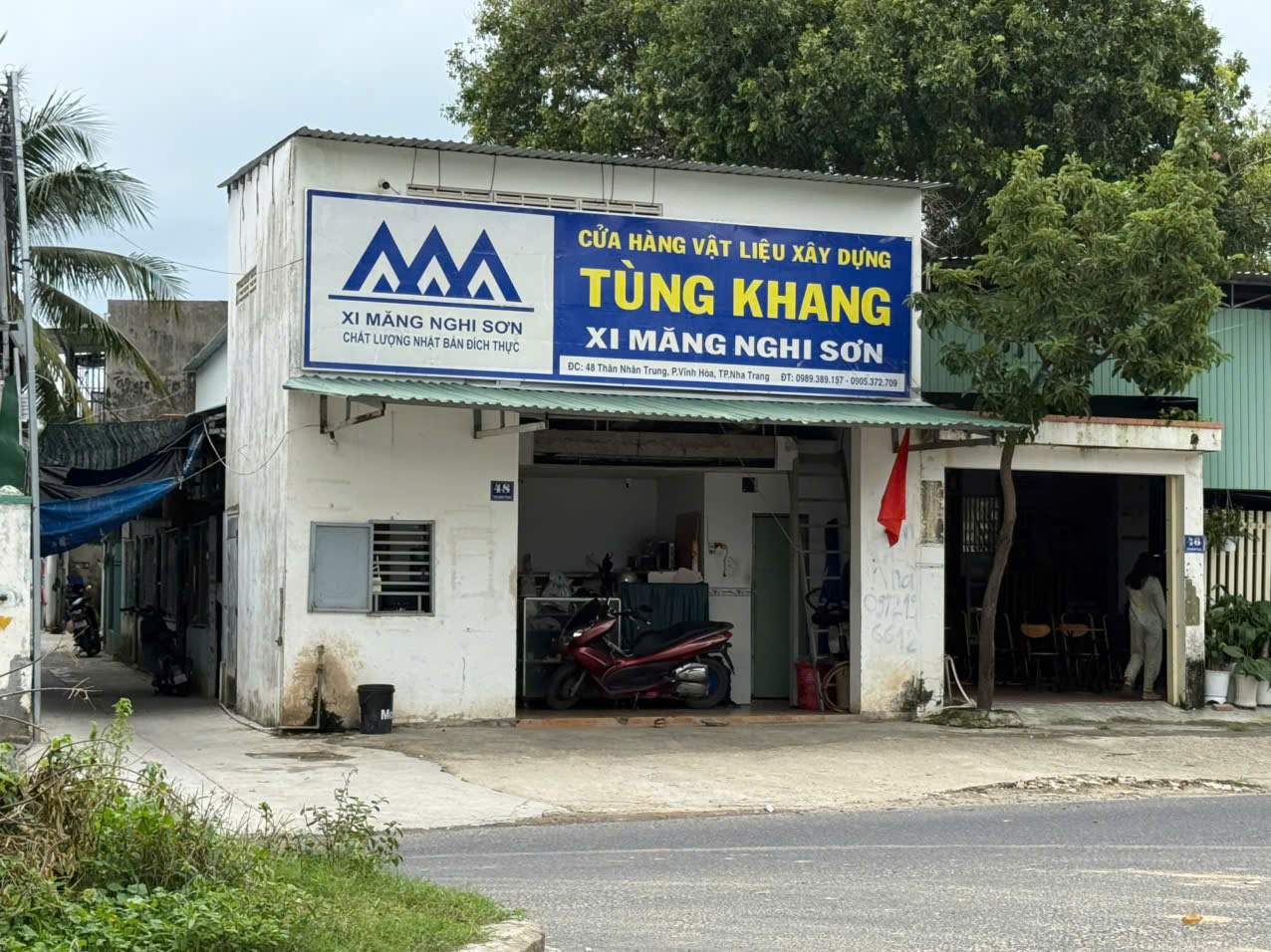 Bán Đất có Nhà  Góc 2 mặt tiền, QH 3 mặt tiền đường Thân Nhân Trung và Trần Khát Chân. Dt 105.8m2. Giá 9.2 tỷ