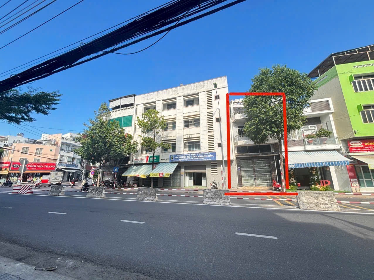 Bán nhà 3 tầng mặt tiền Lê Hồng Phong- Phước Hoà trung tâm Nha Trang