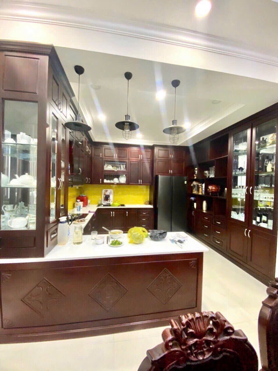 Bán nhà 2 mặt tiền đường Trương Hán Siêu - Lê Văn Tám, Nha Trang