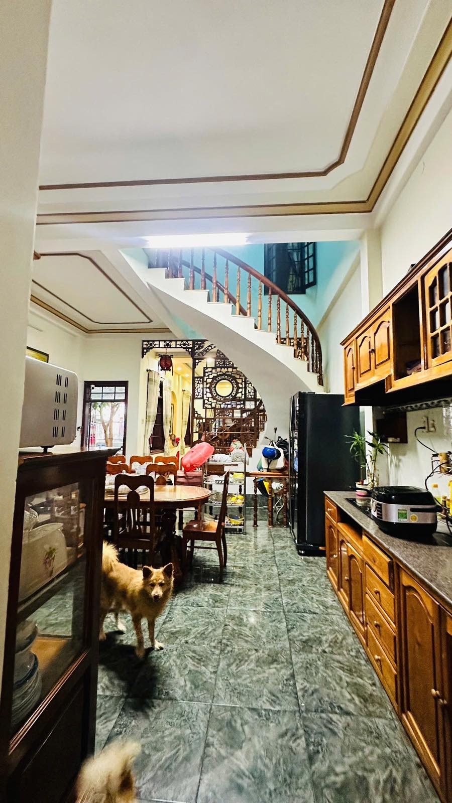 Bán nhà mặt tiền đường Đặng Dung, Phước Long, Nha Trang