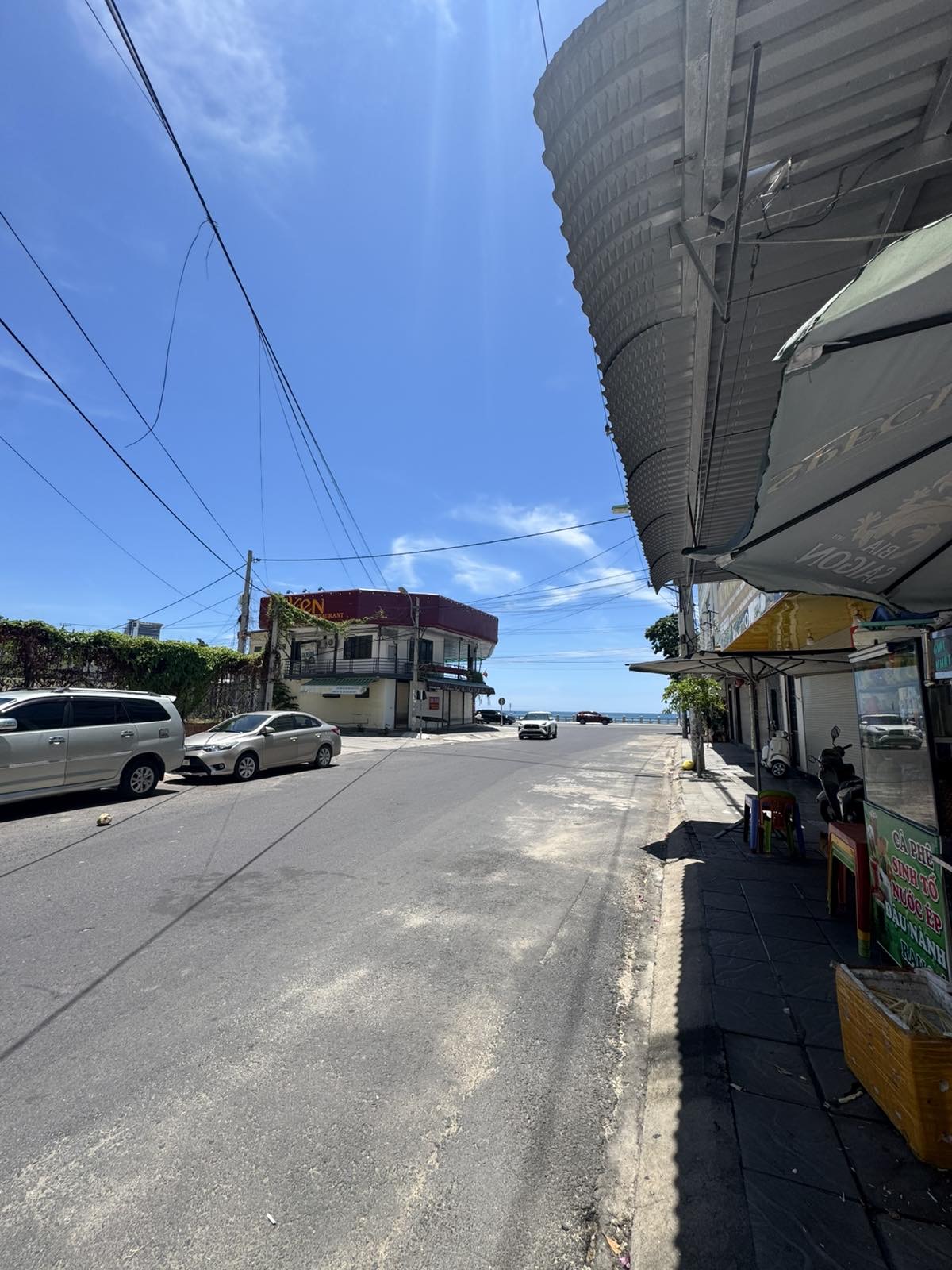 Bán nhà mặt đường Dương Hiến Quyền, Nha Trang, cách Biển 100m