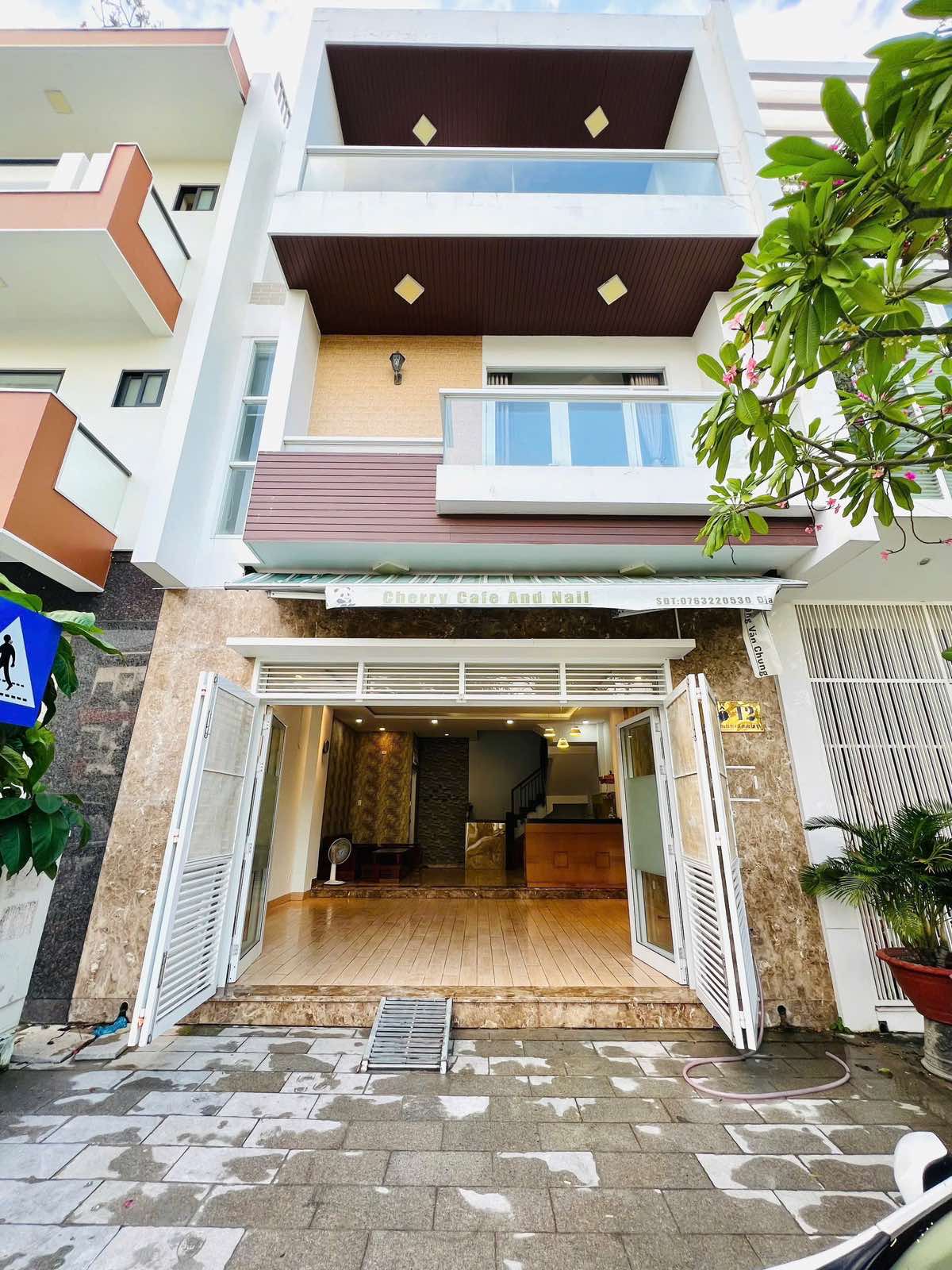 Cho thuê nhà nguyên căn đối diện Công viên KĐT VCN Phước Long 1, Nha Trang