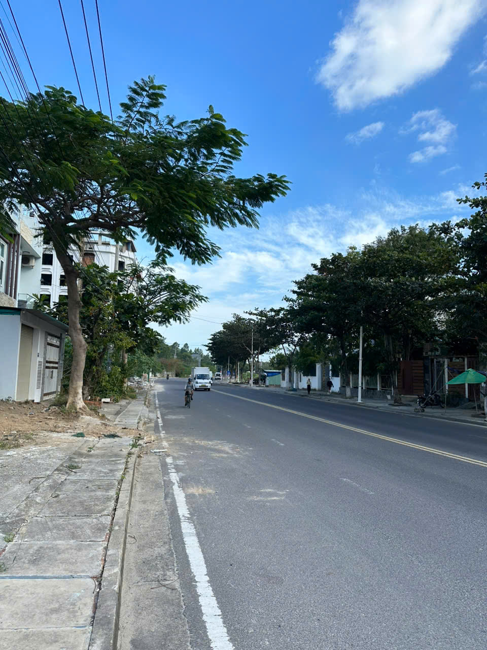 BÁN ĐẤT MẶT TIỀN PHẠM VĂN ĐỒNG – HÒN XỆN, NHA TRANG. DT 69M2. GIÁ 10.3Ty