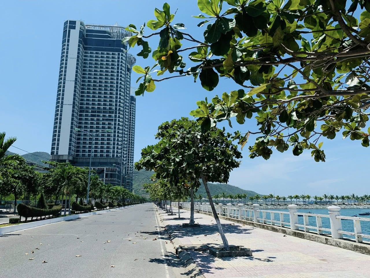 Bán nhà đường Bạch Đằng (giữa Tô Hiến Thành và Nguyễn Thiện Thuật)