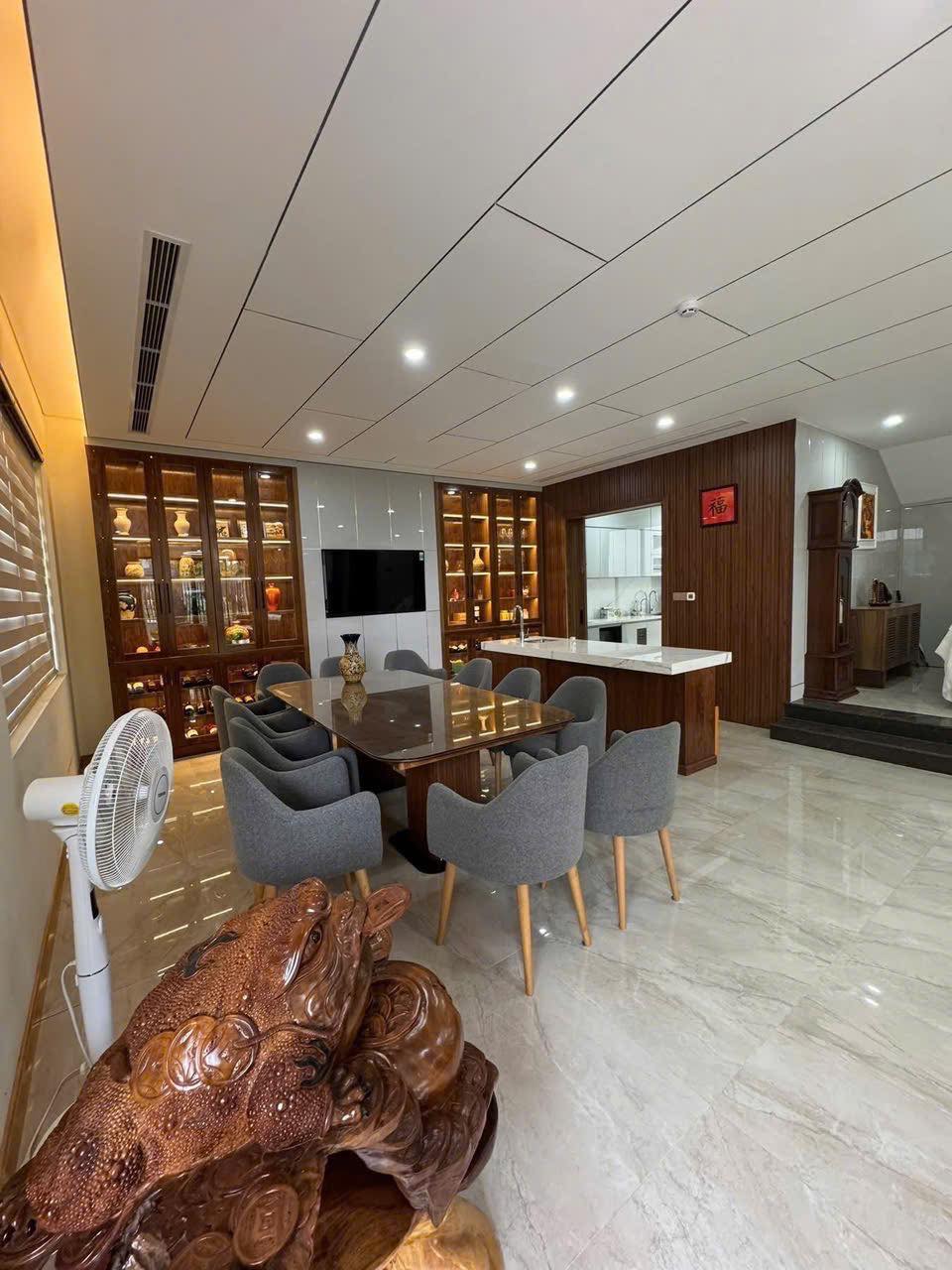 Bán Căn góc Mỹ Gia Gói 8, Nhà đẹp cạnh Hồ bơi, full nội thất