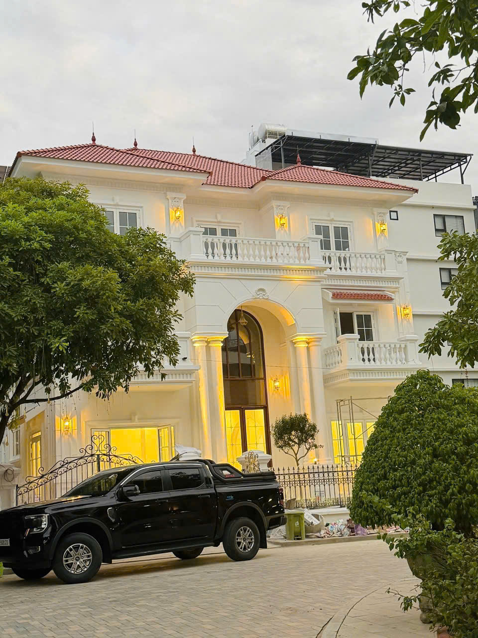 Biệt thự Khu Vip 1 - VCN Phước Hải - Nha Trang. Dt 360m2. Giá 36tỷ