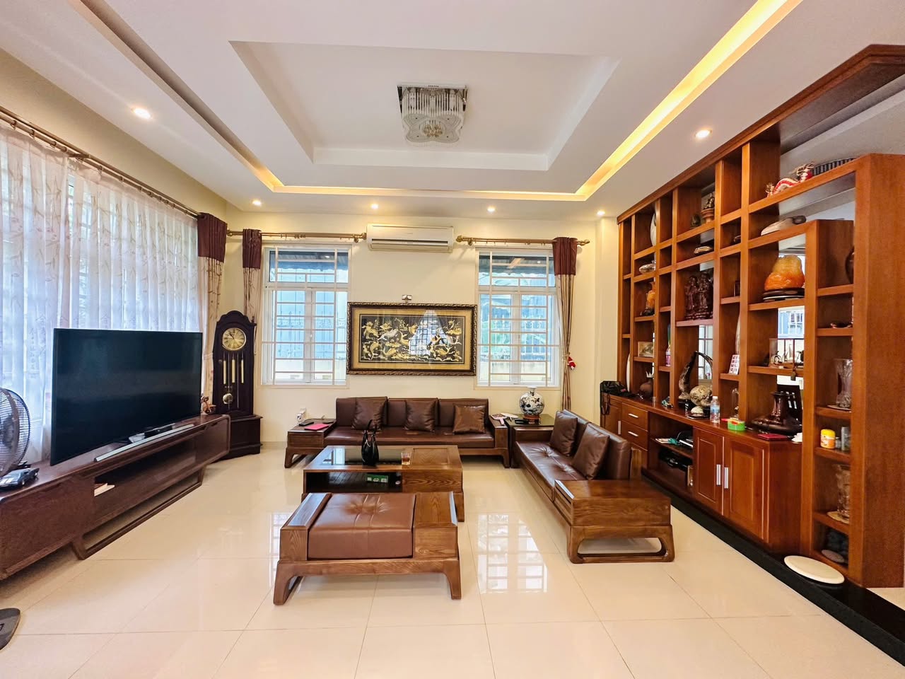 Bán căn Biệt thự đối diện Công viên KĐT Vĩnh Điềm Trung, Nha Trang