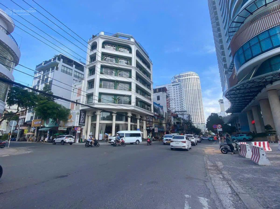 Bán căn nhà siêu phẩm đường Nguyễn Thị Minh Khai, Nha Trang ngang 7m