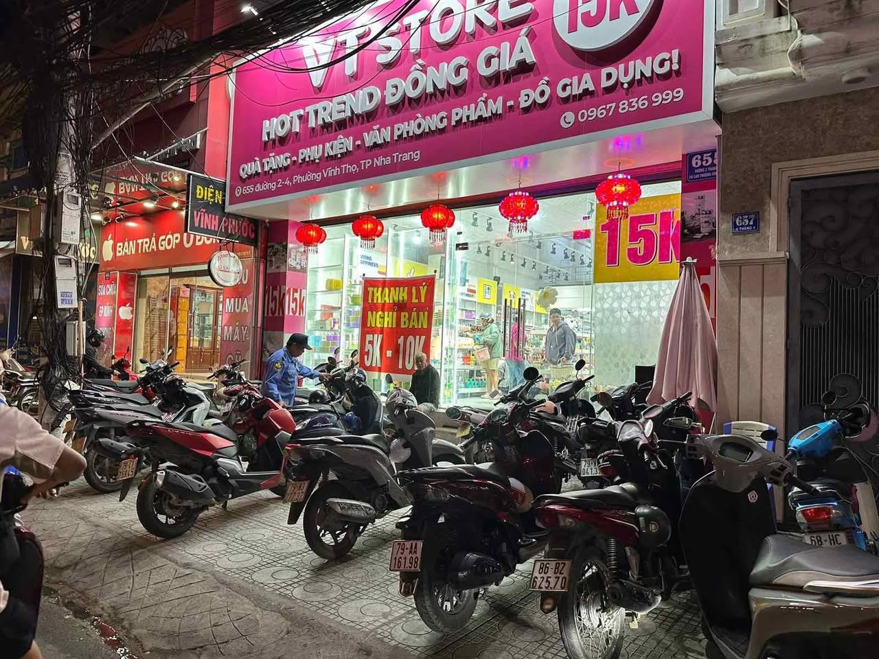 Bán nhà 3 tầng mặt đường 2/4, Nha Trang, ngang 7,4m cho thuê 28tr