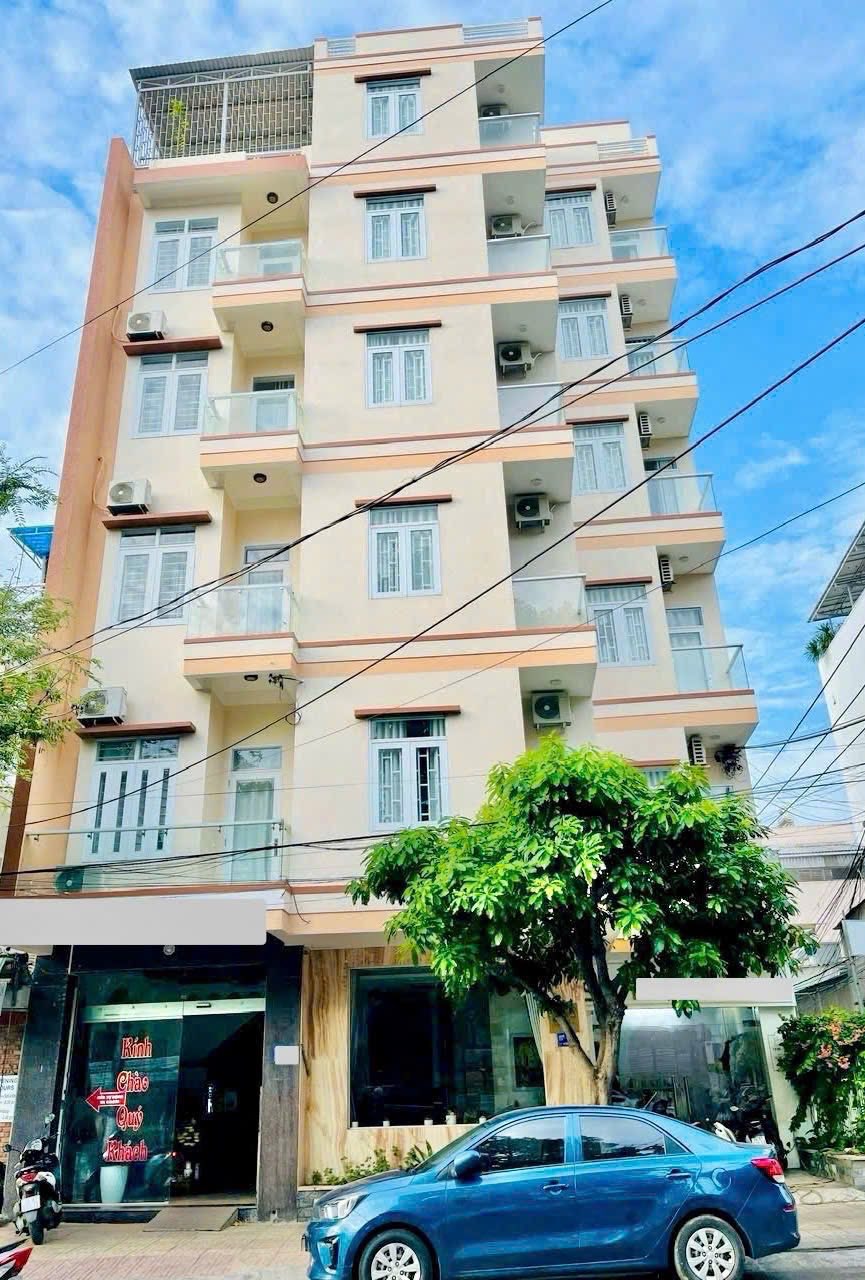 Bán toà Căn hộ đường Lý Nam Đế, Nha Trang 37 phòng