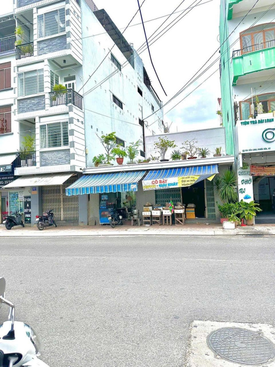 Bán nhà cấp 4 mặt tiền đường Cửu Long, Nha Trang, ngang rộng 8,7m
