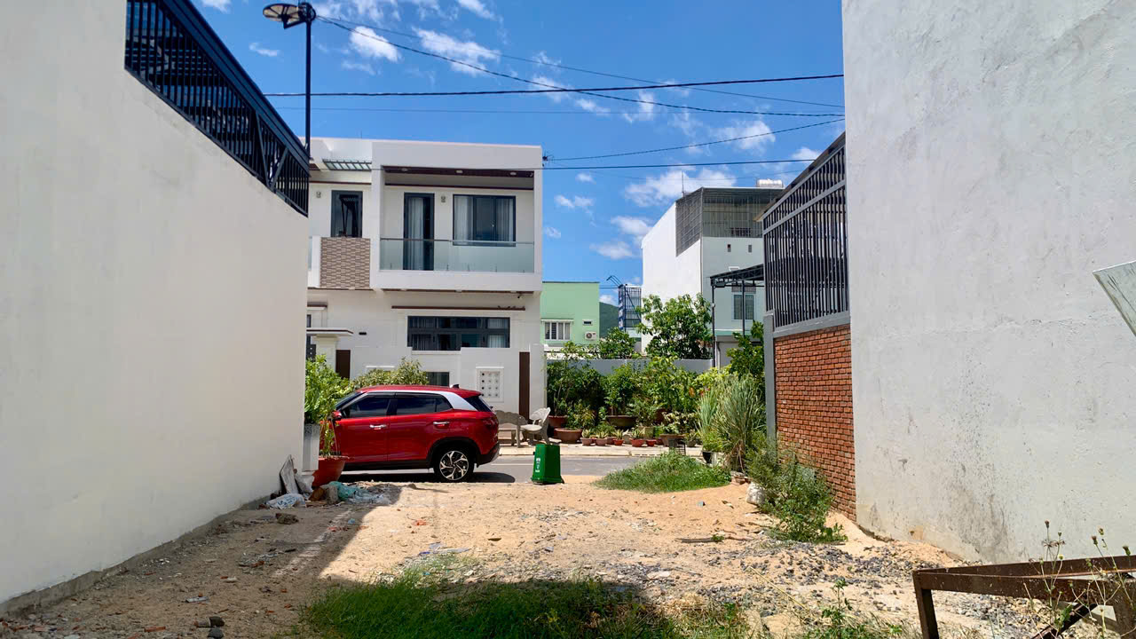 Đất TĐC Diên An nằm trong KĐT Phú Ân Nam 2 chỉ 28 tr/m2. Dt 128.7m2. Giá 3.6ty