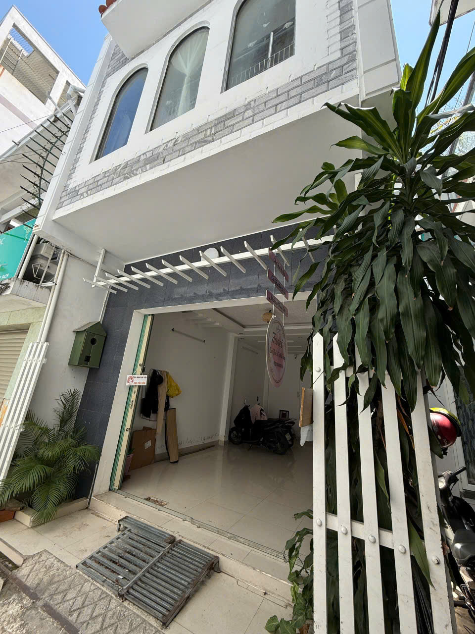 BÁN NHÀ GẦN ĐƯỜNG 2/4 – GẦN CHAMPA ISLAND. Giá 4ty200