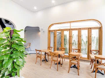 Mini Hotel 5,5 tầng, chuẩn chỉnh PCCC _ sát Điện Biên Phủ * thu nhập 50tr/ tháng *. Dt gần 130m2. Giá 17ty