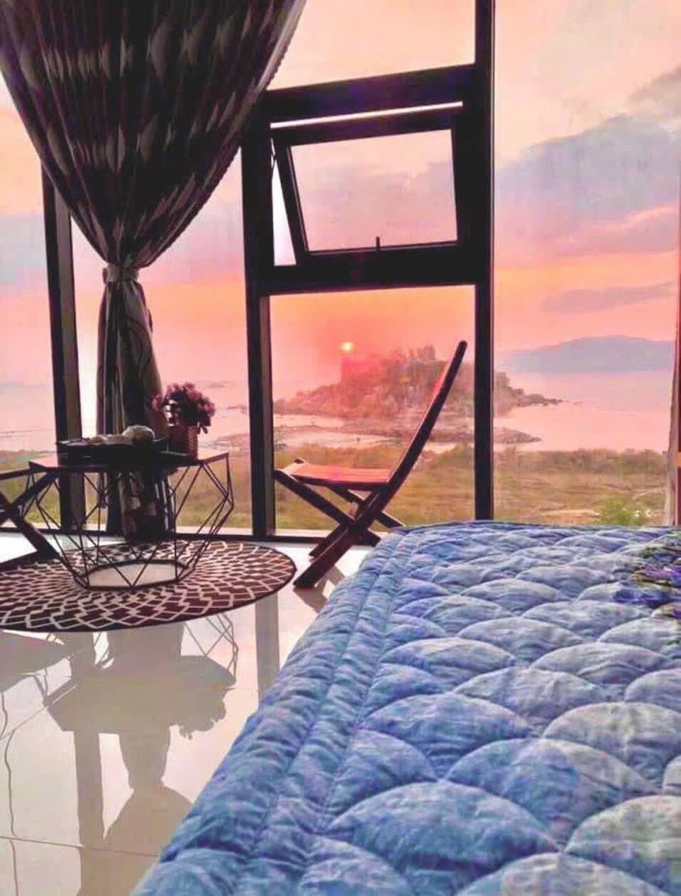 Bán khách sạn căn góc mặt biển Phạm Văn Đồng, cực hiếm, Nha Trang