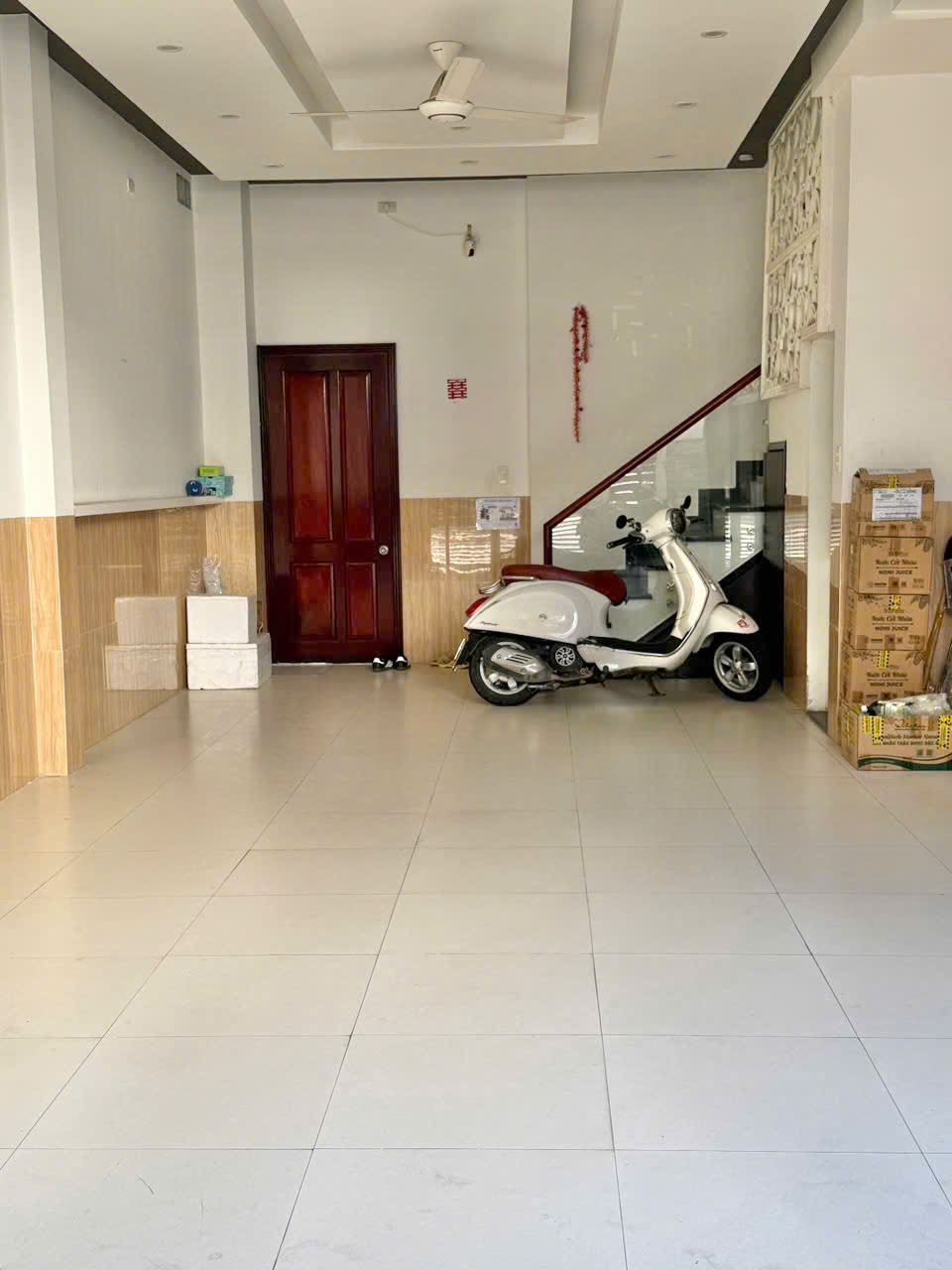 (LVCC) Cho thuê nhà MẶT TIỀN đường Đặng Tất phường Bắc Nha Trang ( P Vĩnh Hải cũ ). Dt 60m2. Giá 30tr/tháng