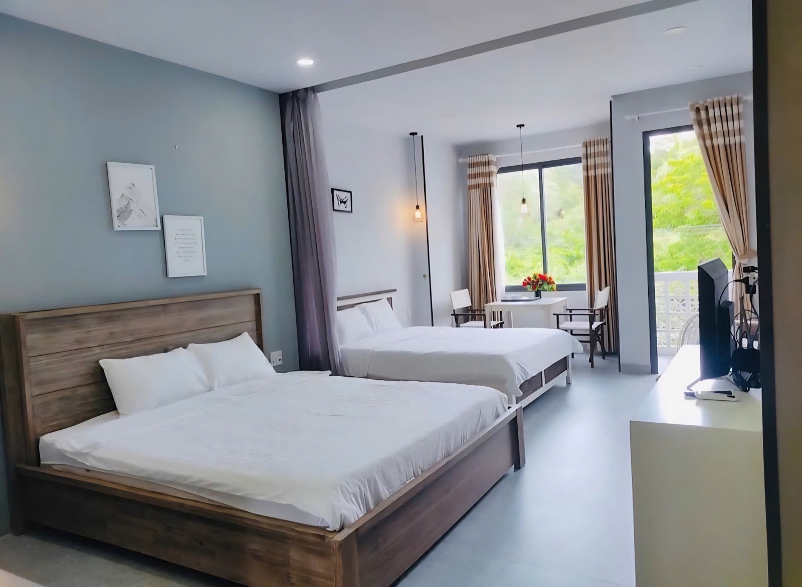 Bán nhà 5 tầng có sẵn 07 căn hộ kinh doanh ngay mặt tiền Nguyễn Đình Chiểu - Nha Trang.