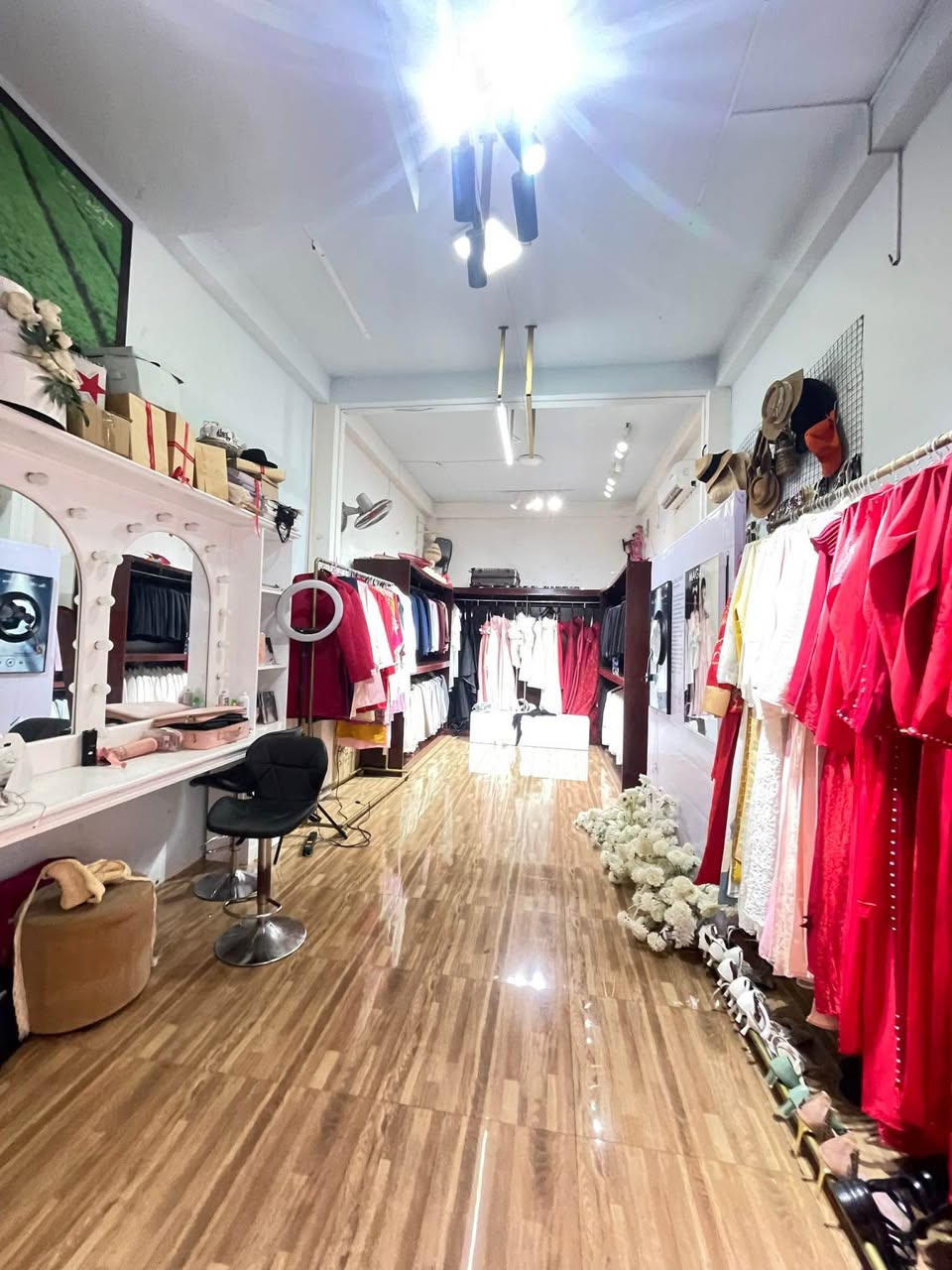 Bán nhà 3 tầng mặt đường Mê Linh, tp Nha Trang