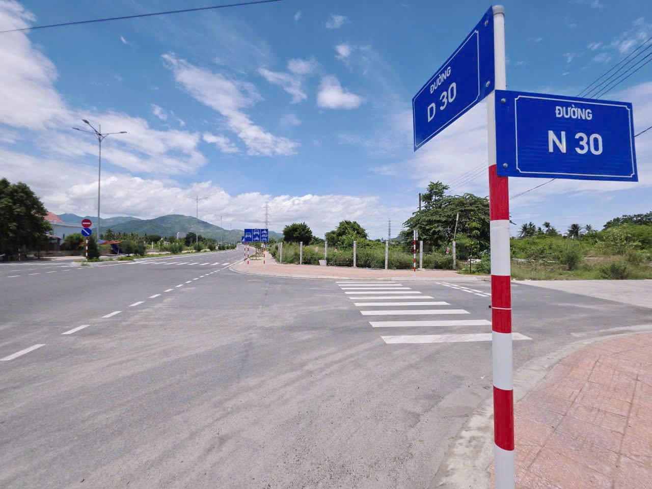 BÁN ĐẤT 77M2 ĐƯỜNG Ô TÔ – GẦN ĐƯỜNG D30, VĨNH HIỆP – TÂY NHA TRANG. Giá 2ty050