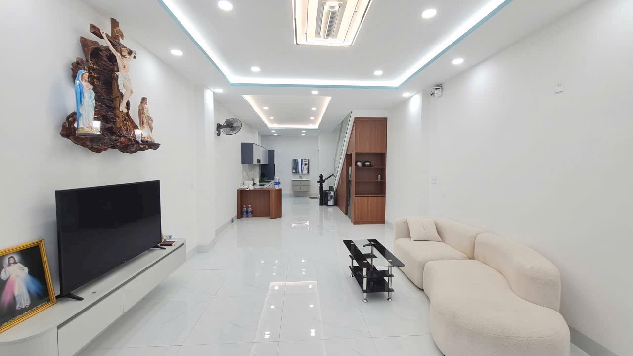 Bán nhà 3 tầng mặt tiền đường Trần Thị Tính - Giá 6,7 Tỷ - Nha Trang