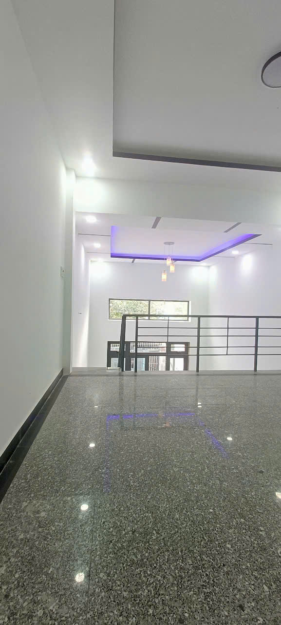 [ Hẻm Hoà Trung  - Nhà 2 tầng mới xây khá ổn áp ] ** Giá 2,2 tỷ **