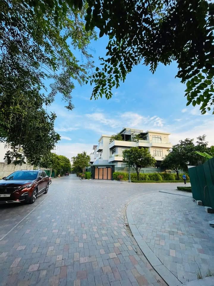 Bán lô biệt thự đường V1 KĐT VCN Phước Hải - Nha Trang