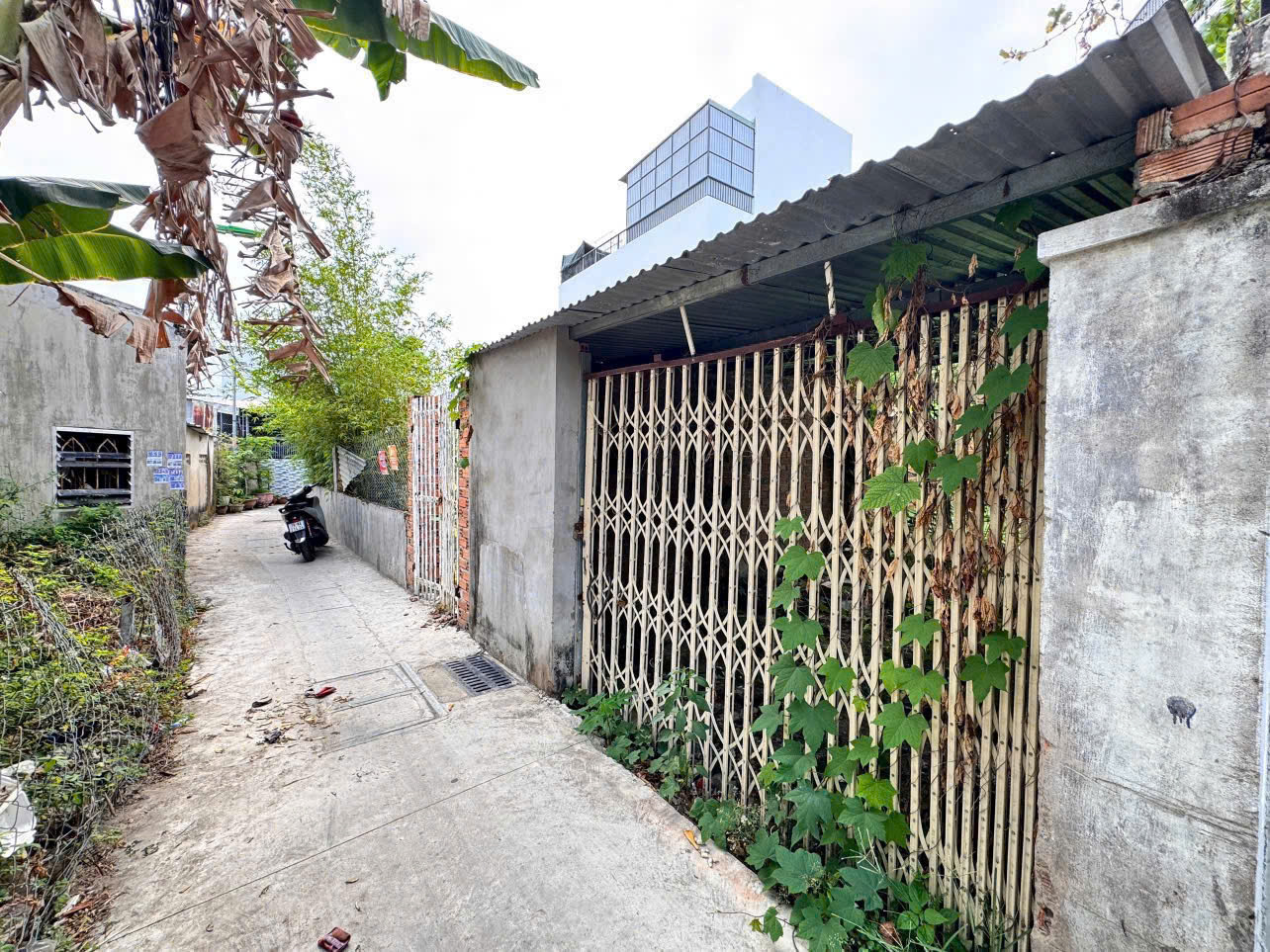 ĐẤT VĨNH THÁI NGỘP NGÂN HÀNG. Giá 2ty500