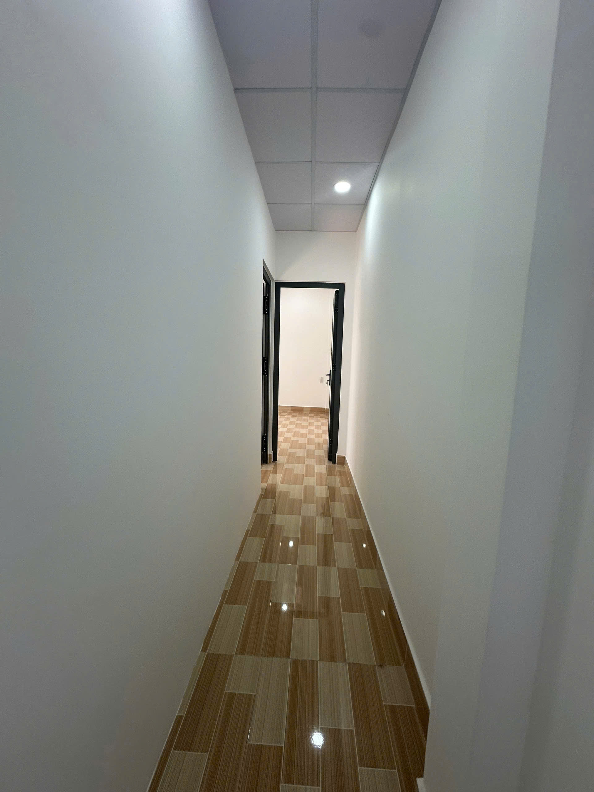 Góc 2 mặt thoáng , hẻm đường Phước Huệ _  SẴN NHÀ 1,5 tầng NEW ( vào là ở ). Dt 58m2. Giá 4.5ty