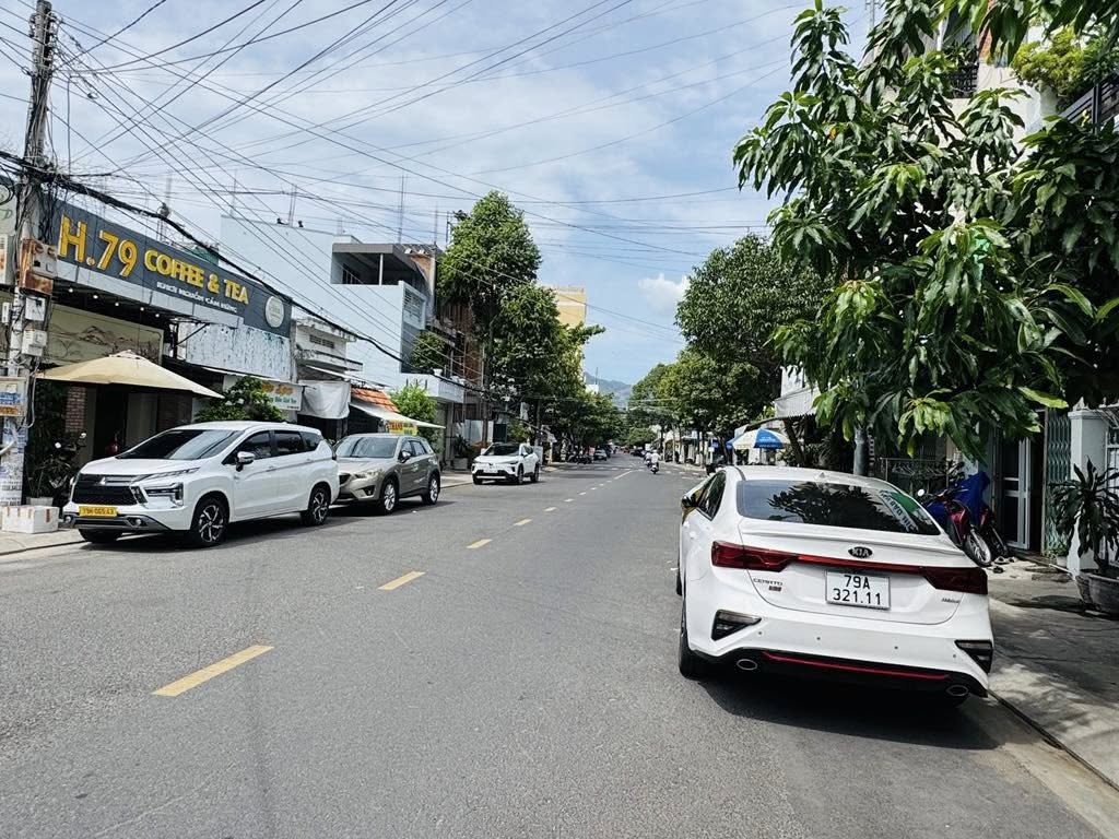 Bán dãy trọ mặt tiền đường Bửu Đoá, Nha Trang chỉ có 70 triệu/m2
