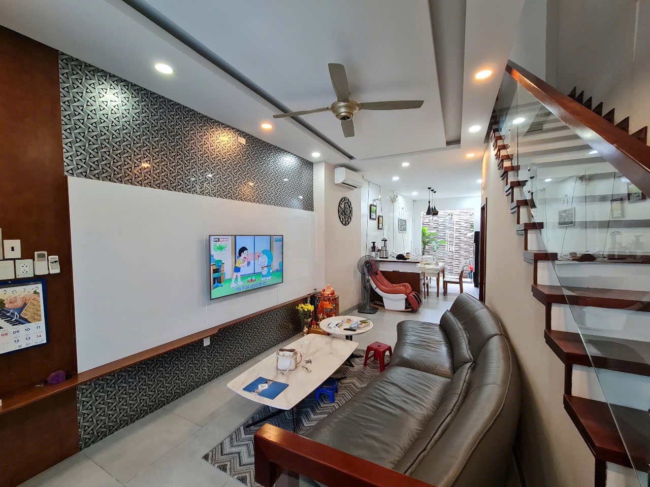 Bán Nhà 3 Tầng Mặt Tiền Đường Vạn Kiếp, Nha Trang